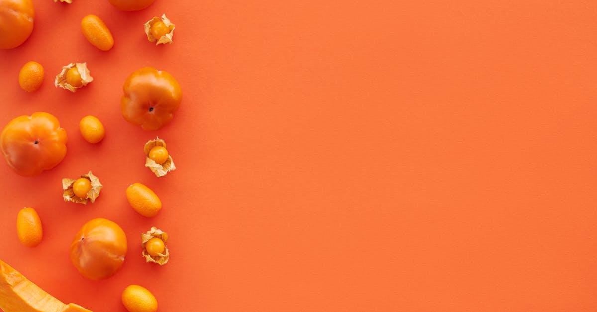 découvrez le goût unique et sucré du kaki, ce fruit aux couleurs vives qui regorge de bienfaits pour la santé. apprenez comment l'intégrer dans vos recettes et savourez ses délicieuses saveurs.