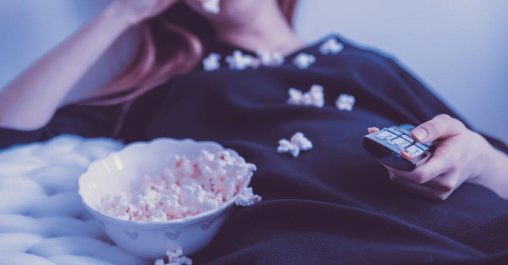 découvrez tout sur le popcorn : son histoire, ses variétés, des recettes originales et des astuces pour savourer ce snack incontournable lors de vos soirées cinéma ou en famille.