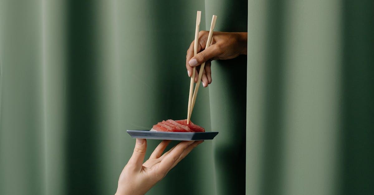 découvrez tout sur le thon rouge (bluefin tuna) : ses caractéristiques, son habitat, ses méthodes de pêche et son importance culinaire. informez-vous sur ce poisson prisé et les enjeux de sa préservation.