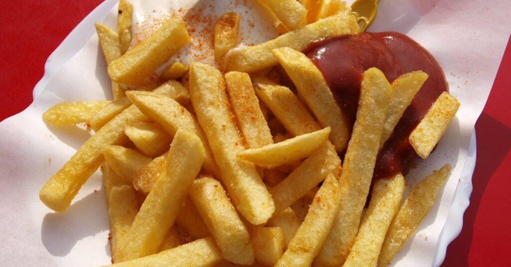 découvrez tout sur les frites : recettes croustillantes, astuces de cuisson et accompagnements gourmands pour réussir vos frites maison.