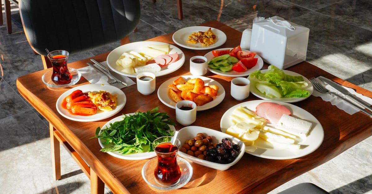 découvrez des idées de petit-déjeuner idéal pour bien commencer la journée : recettes saines, équilibrées et savoureuses pour tous les goûts !