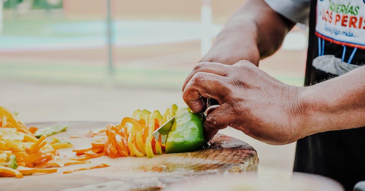 découvrez notre sélection de cadeaux parfaits pour chefs et passionnés de cuisine : ustensiles innovants, accessoires élégants et idées originales pour faire plaisir à tous les cuisiniers !