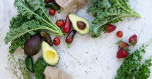 découvrez les principes et bienfaits de l'alimentation low carb : conseils, recettes et astuces pour réduire les glucides tout en gardant une alimentation savoureuse et équilibrée.
