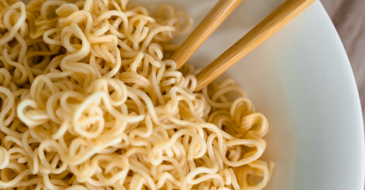 découvrez tout ce qu'il faut savoir sur le cholestérol : définition, risques, prévention et conseils pour maintenir un taux sain.