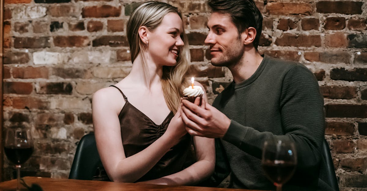 découvrez l'art de l'appréciation du vin rouge : conseils, dégustation, et accords mets-vins pour sublimer chaque bouteille.