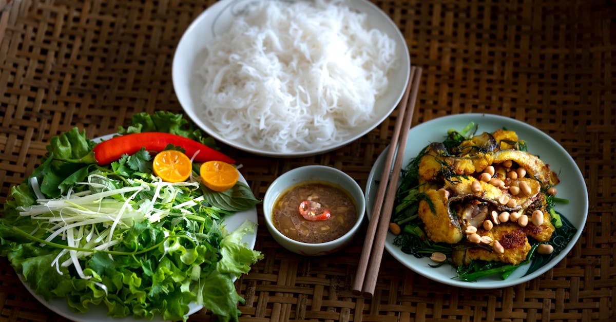 découvrez nos nouilles de riz légères et savoureuses, idéales pour des plats asiatiques authentiques et rapides à préparer.