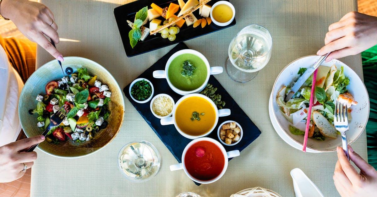 découvrez une variété de soupes délicieuses, faciles à préparer et pleines de saveurs, idéales pour réchauffer vos repas en toute saison.