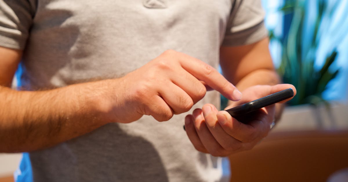 découvrez tout sur le tapping, une technique efficace pour gérer le stress et améliorer votre bien-être grâce à des tapotements stimulants sur des points spécifiques du corps.