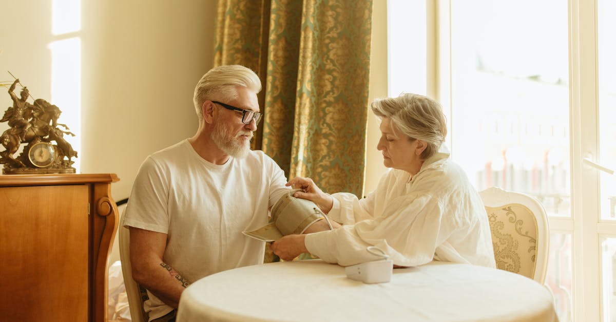 découvrez tout ce qu'il faut savoir sur la pression artérielle, ses mesures, son importance pour la santé, et comment la contrôler efficacement.