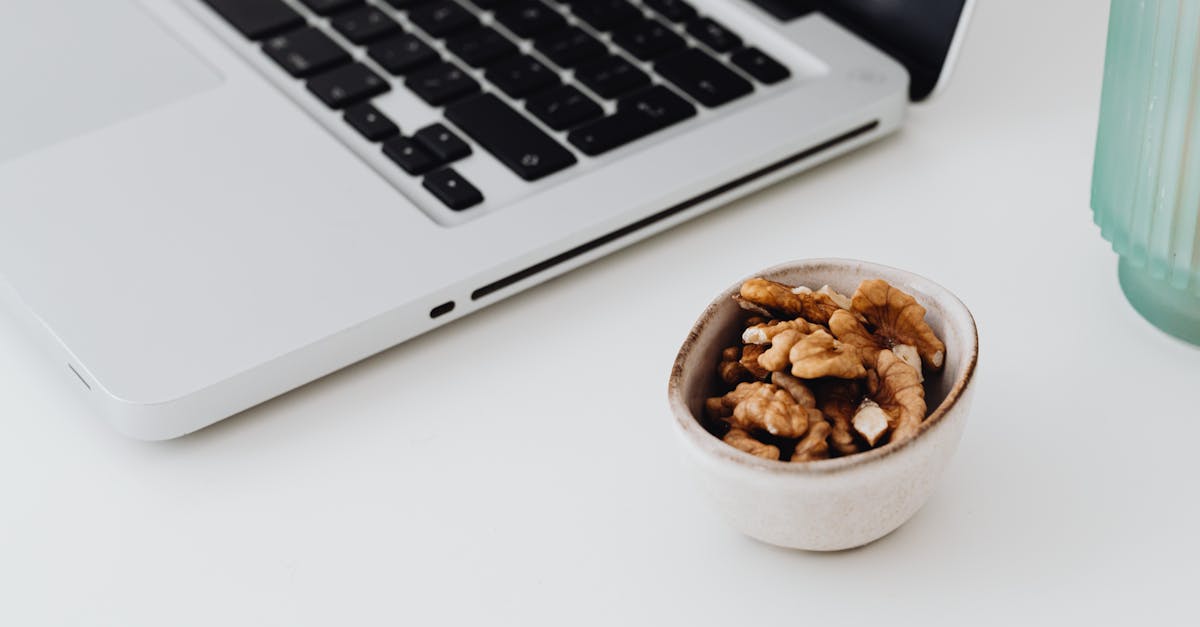 découvrez les bienfaits des aliments pour booster votre cerveau, améliorer la concentration et favoriser la mémoire grâce à notre guide complet sur la brain food.