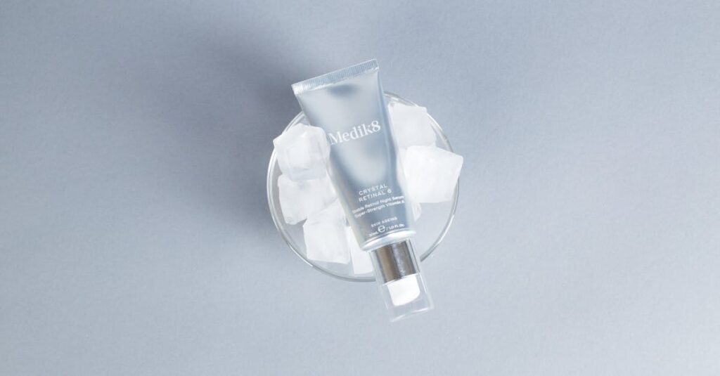 découvrez les bienfaits de l'acide hyaluronique pour les cheveux : hydratation intense, renforcement et éclat naturel pour une chevelure saine et brillante.