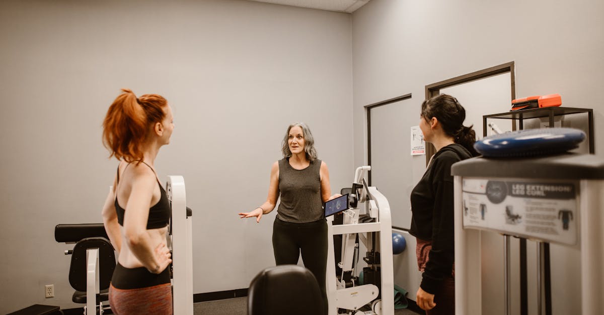 découvrez tout ce que vous devez savoir sur la ménopause : symptômes, conseils, traitements et bien-être pour mieux vivre cette étape de la vie.