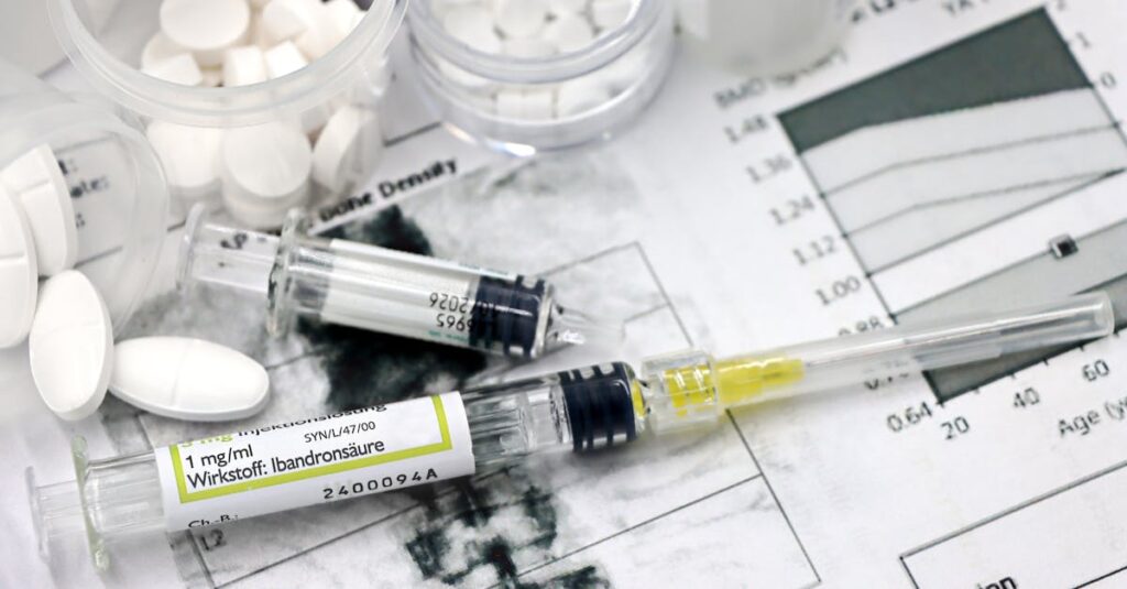 découvrez tout ce qu'il faut savoir sur l'ostéoporose : causes, symptômes, prévention et traitements pour protéger votre santé osseuse.