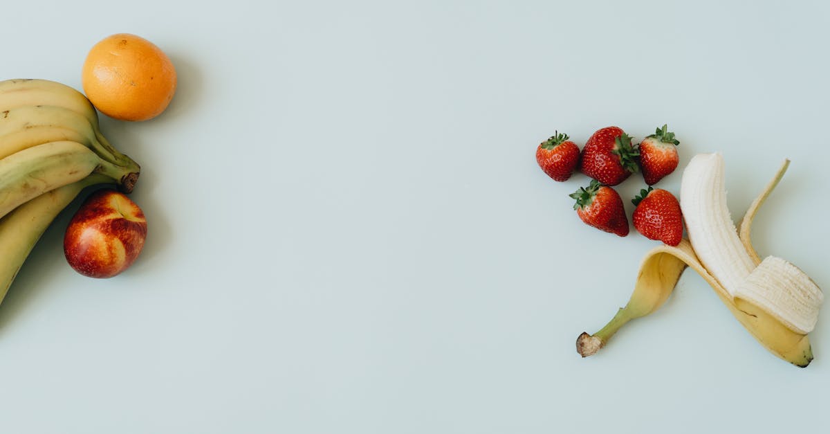 découvrez les conseils nutritionnels pour prévenir et soulager les infections urinaires grâce à une alimentation adaptée.